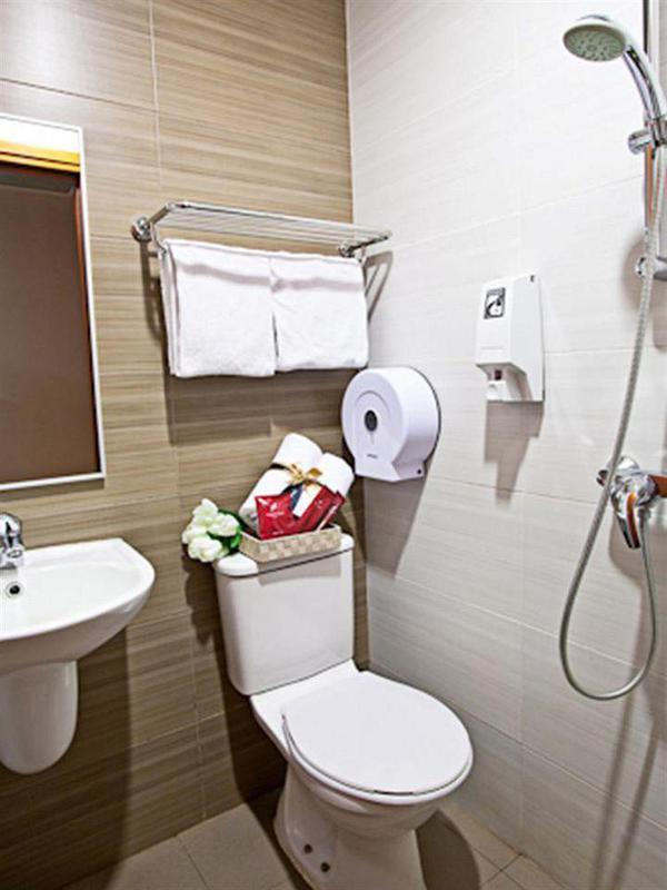 Ibis Budget West Coast Hotel